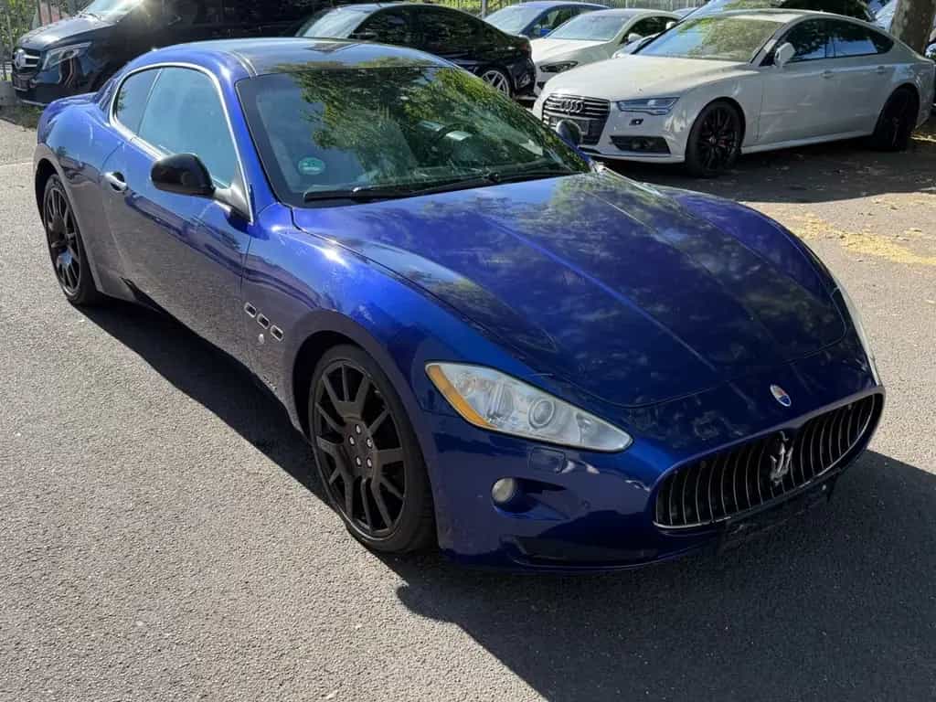 Maserati Granturismo GranTurismo XENON~LEDER~PDC~EU5 03/2009-photo-0