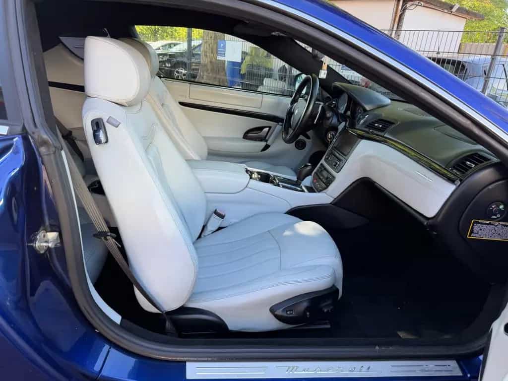Maserati Granturismo GranTurismo XENON~LEDER~PDC~EU5 03/2009-photo-13