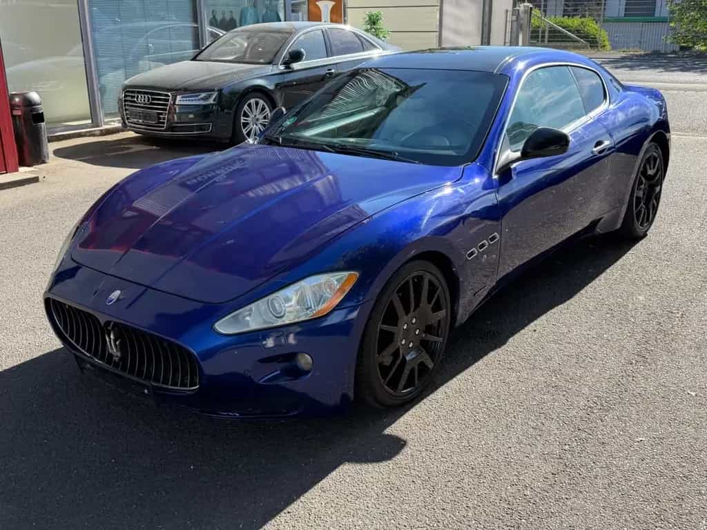 Maserati Granturismo GranTurismo XENON~LEDER~PDC~EU5 03/2009-photo-2
