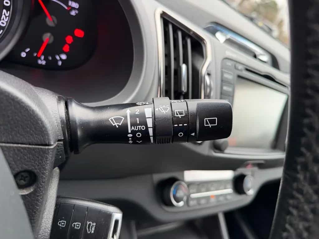 Kia Sportage 1.6 GDi Navi Kamera Tempomat Bluetooth 08/2015-photo-19