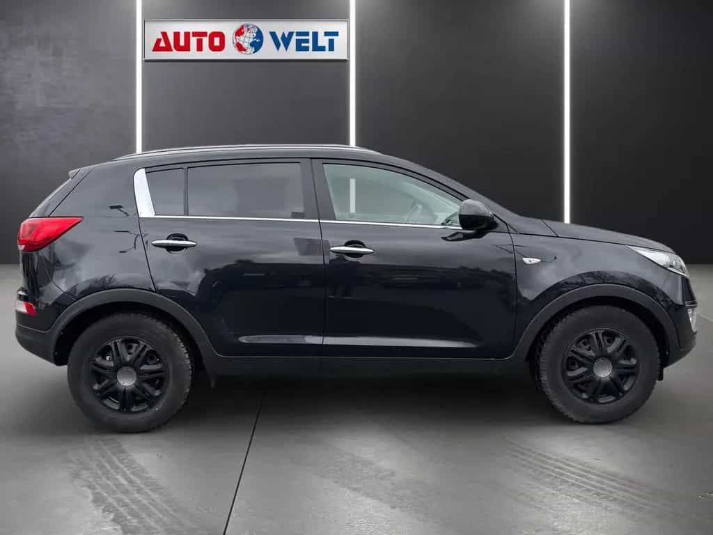 Kia Sportage 1.6 GDi Navi Kamera Tempomat Bluetooth 08/2015-photo-2