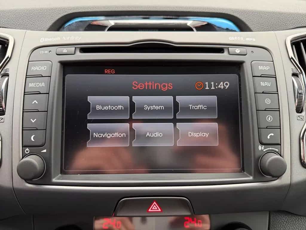 Kia Sportage 1.6 GDi Navi Kamera Tempomat Bluetooth 08/2015-photo-22