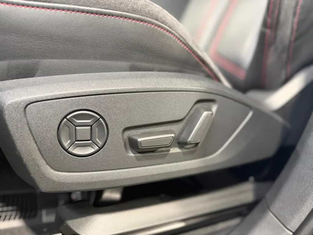 Audi Q3 40 TDI quattro S Line|Virtual|AHK|Pano|StandH 12/2021-photo-13