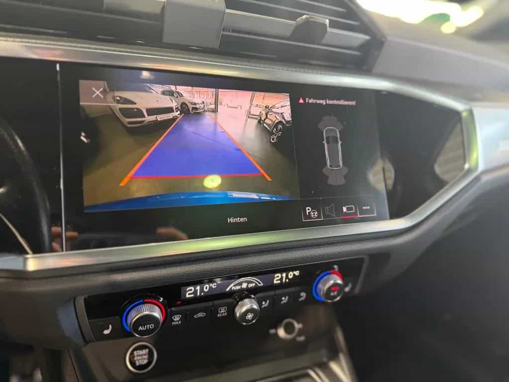 Audi Q3 40 TDI quattro S Line|Virtual|AHK|Pano|StandH 12/2021-photo-24