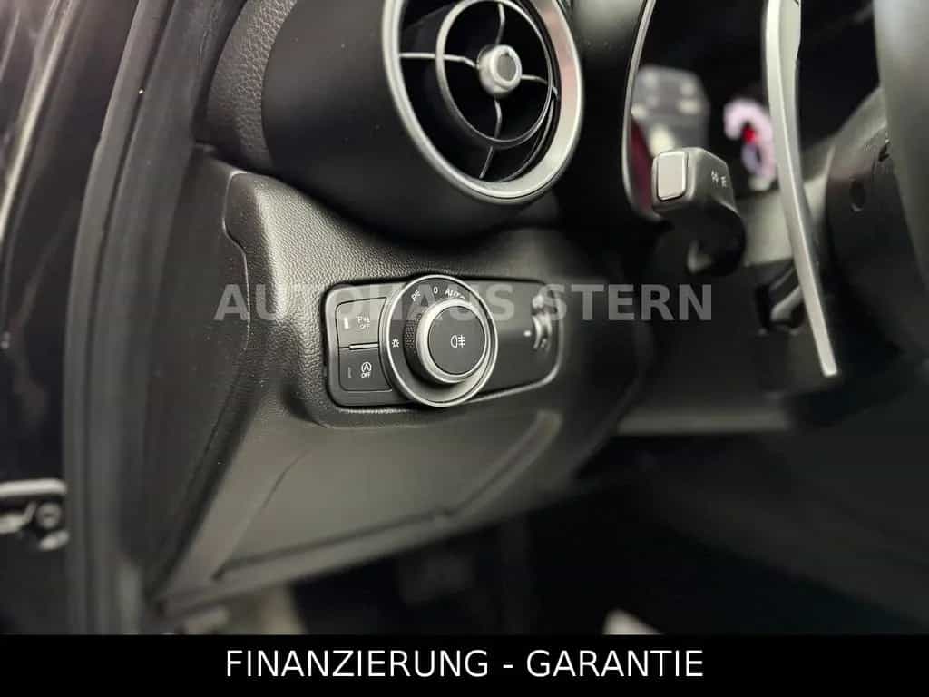 Alfa Romeo Giulia 2.2 JTDM Super 8fach Spur Bi-Xenon DAB 05/2017-photo-22