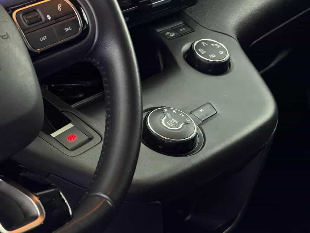 Citroën Berlingo Shine XL - Behindertengerecht-Rampe- 09/2020-photo-20