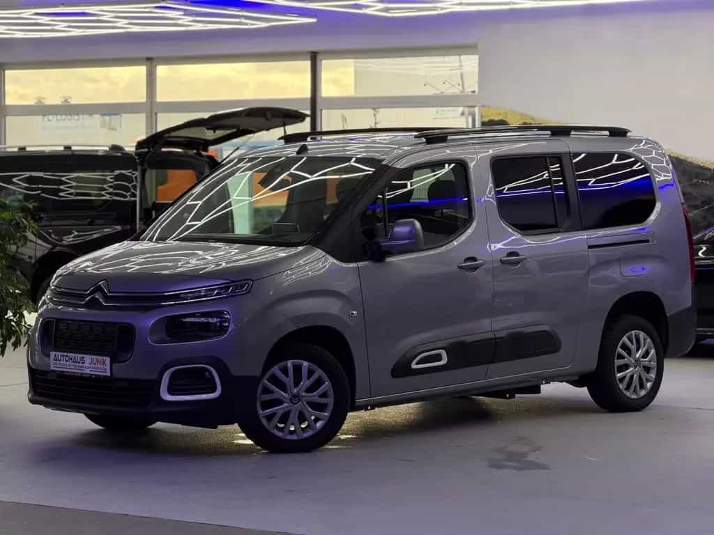 Citroën Berlingo Shine XL - Behindertengerecht-Rampe- 09/2020-photo-4