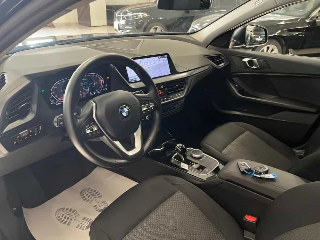 BMW 1 Series 118i Advantage Aut/Navi/Panorama/LED/Hi-Fi 10/2022-photo-14