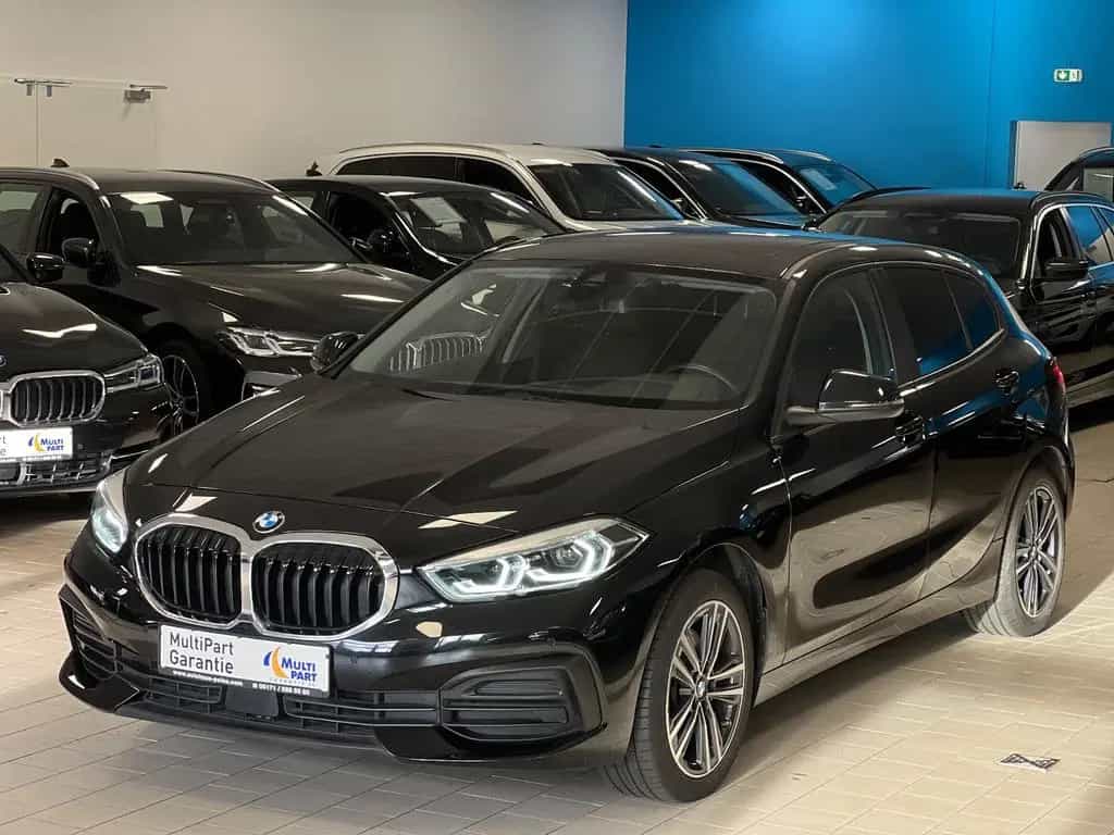 BMW 1 Series 118i Advantage Aut/Navi/Panorama/LED/Hi-Fi 10/2022-photo-29