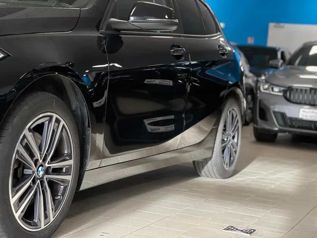 BMW 1 Series 118i Advantage Aut/Navi/Panorama/LED/Hi-Fi 10/2022-photo-30