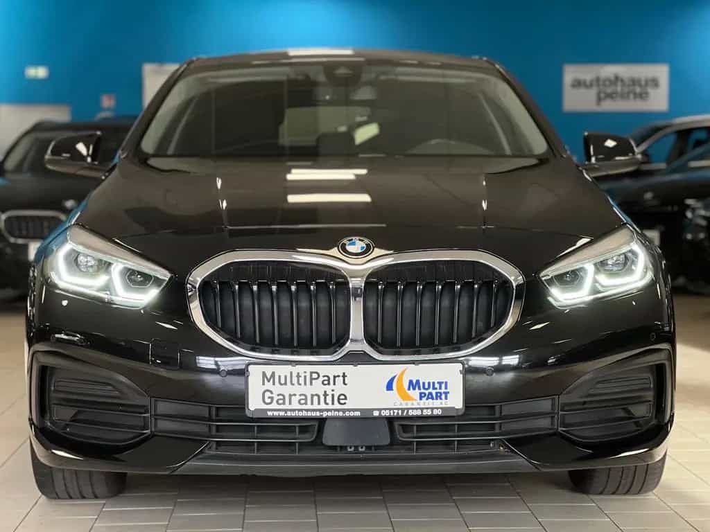 BMW 1 Series 118i Advantage Aut/Navi/Panorama/LED/Hi-Fi 10/2022-photo-4