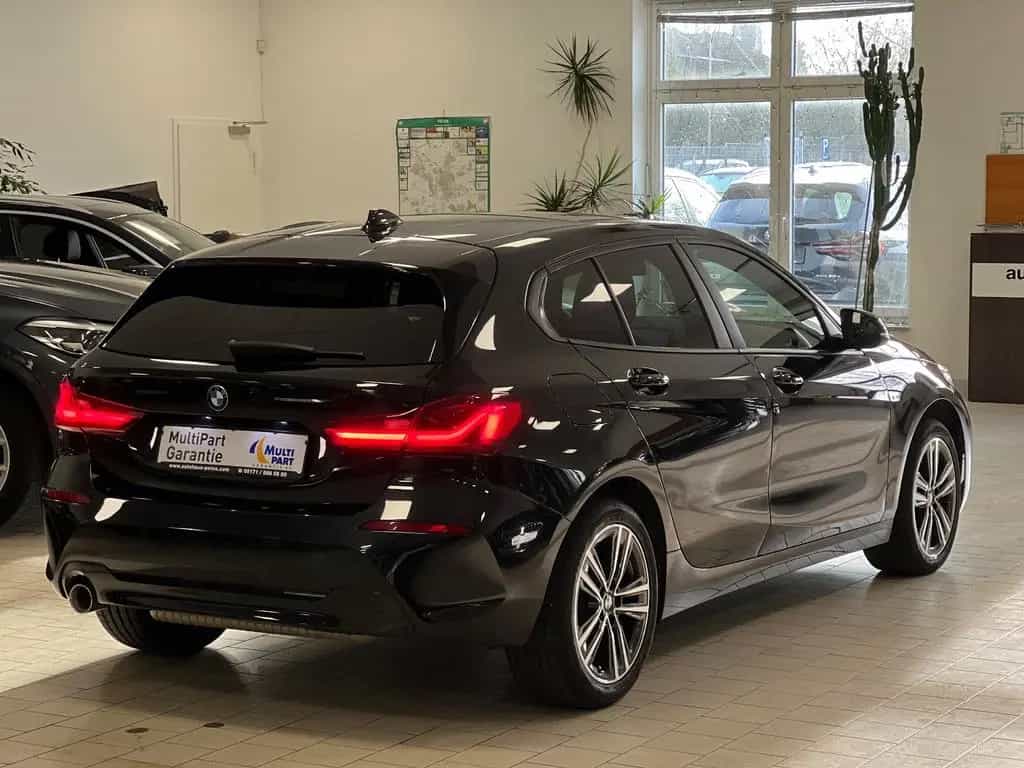 BMW 1 Series 118i Advantage Aut/Navi/Panorama/LED/Hi-Fi 10/2022-photo-9
