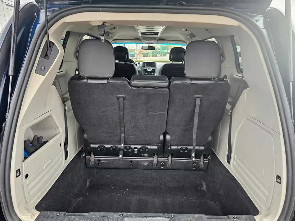 Chrysler Grand Voyager Town & Country -LPG 05/2016-photo-14