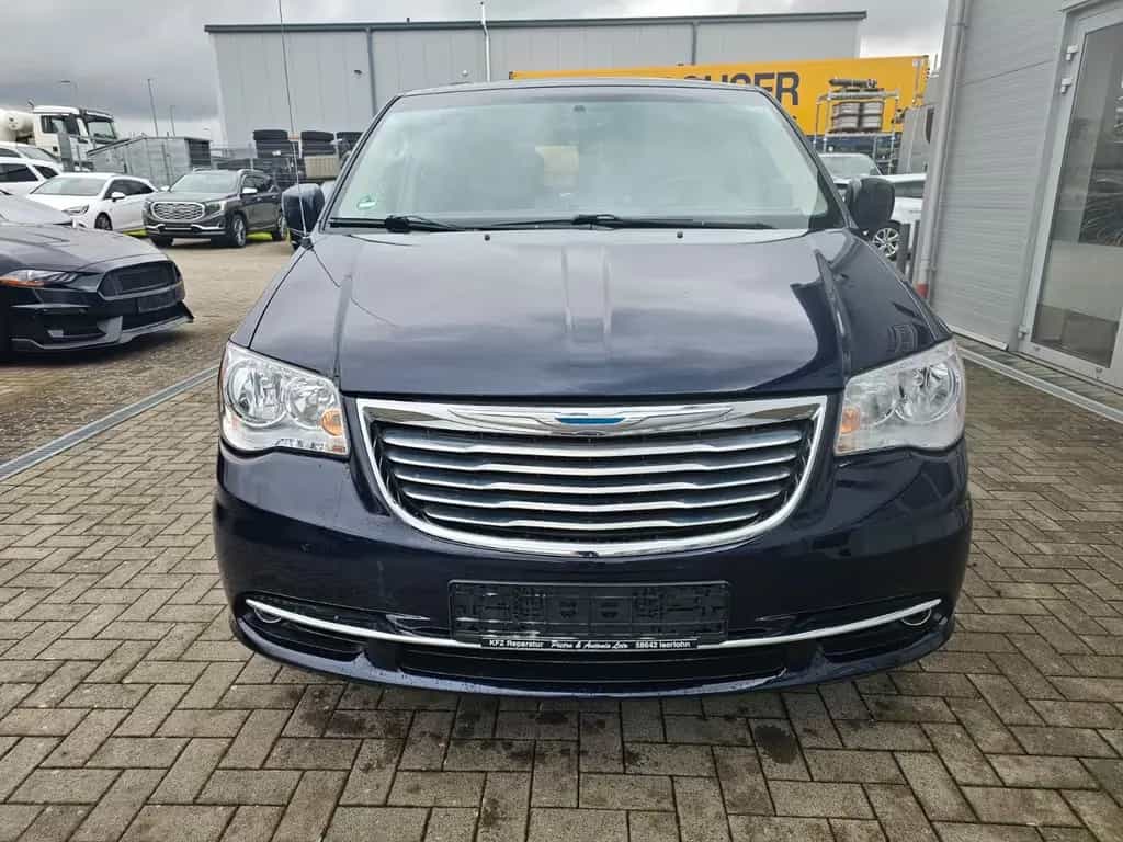 Chrysler Grand Voyager Town & Country -LPG 05/2016-photo-2