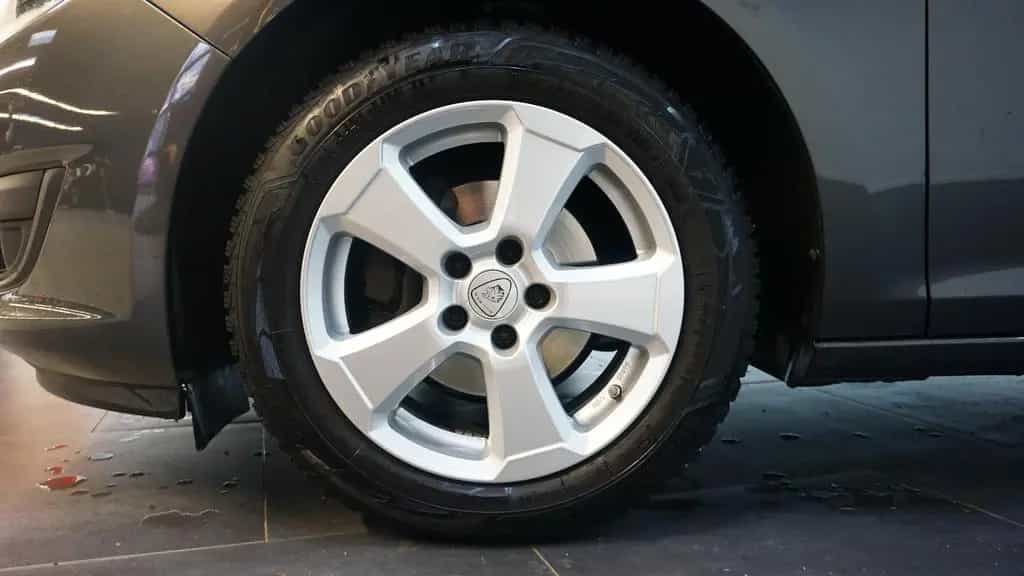 Opel Astra J Sports Tourer *SHZ*Tempomat*Lenkr.HZ 04/2015-photo-2