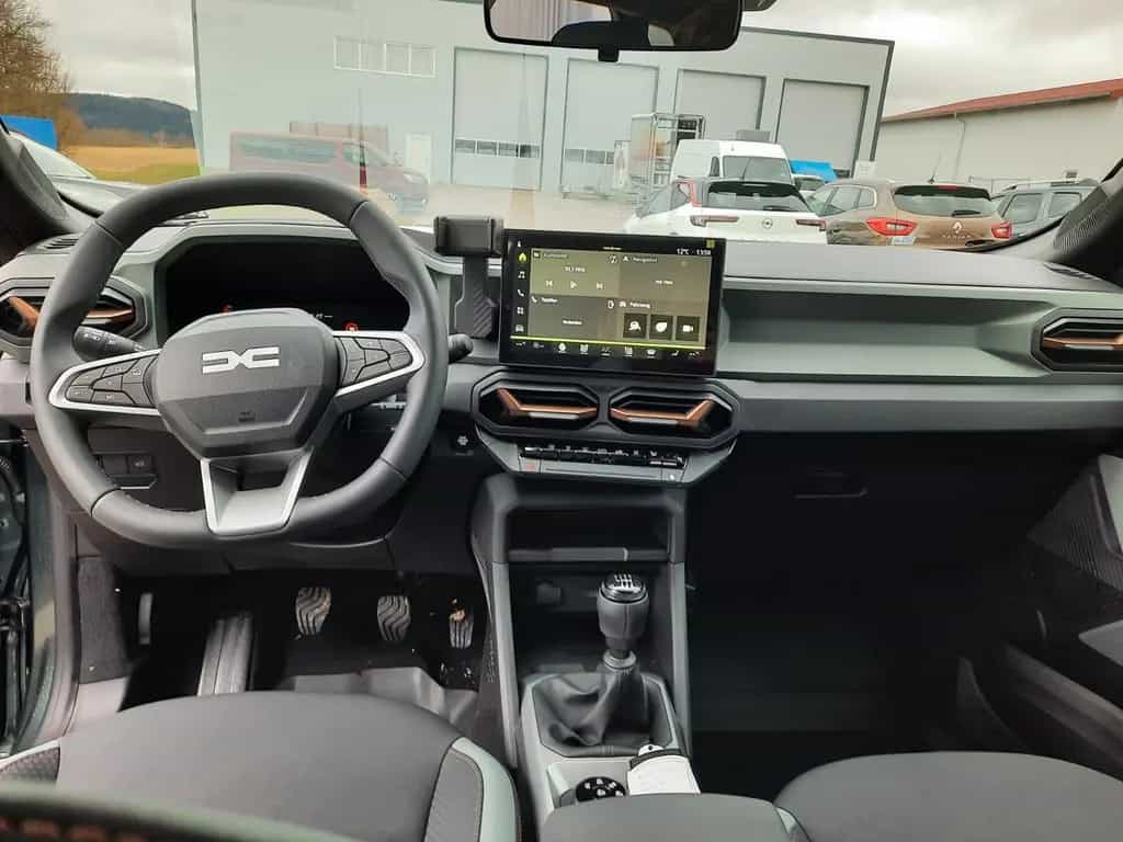 Dacia Bigster TCe 130 Extreme 4x4 null-photo-10