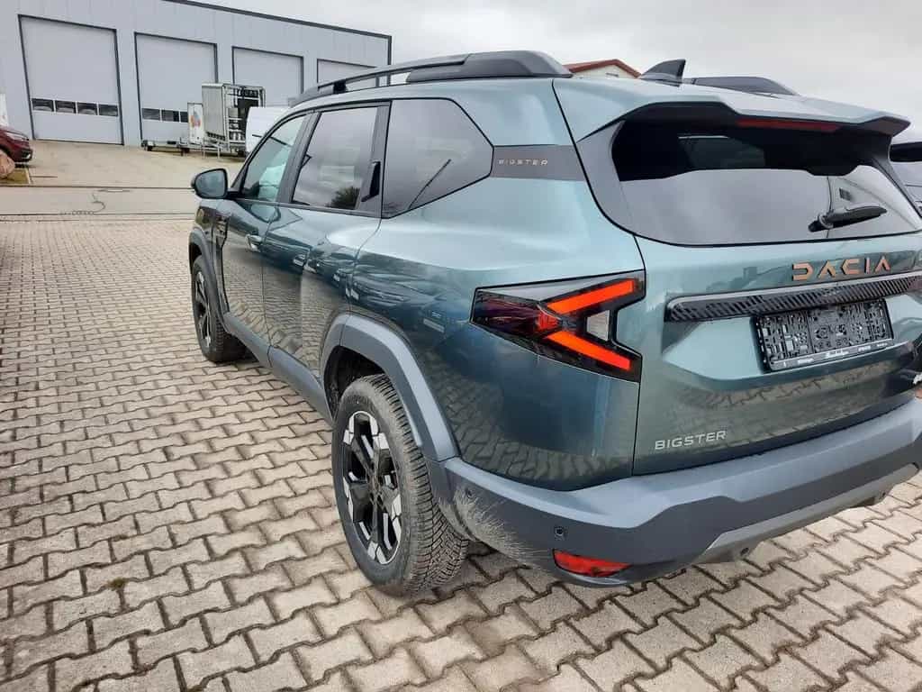 Dacia Bigster TCe 130 Extreme 4x4 null-photo-4