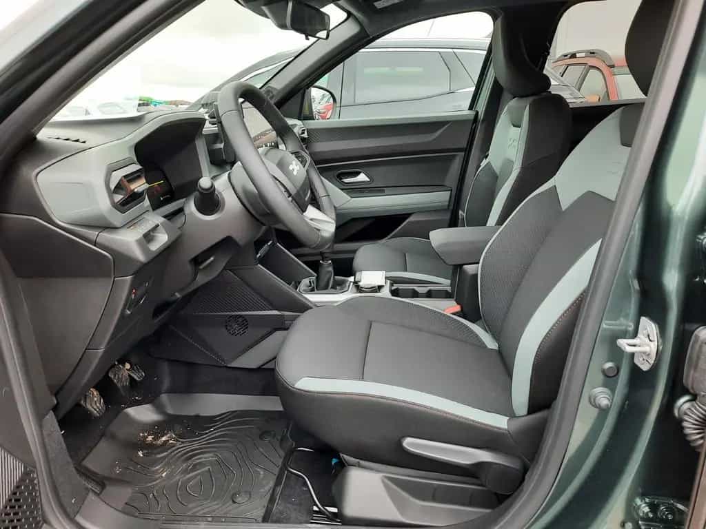 Dacia Bigster TCe 130 Extreme 4x4 null-photo-6