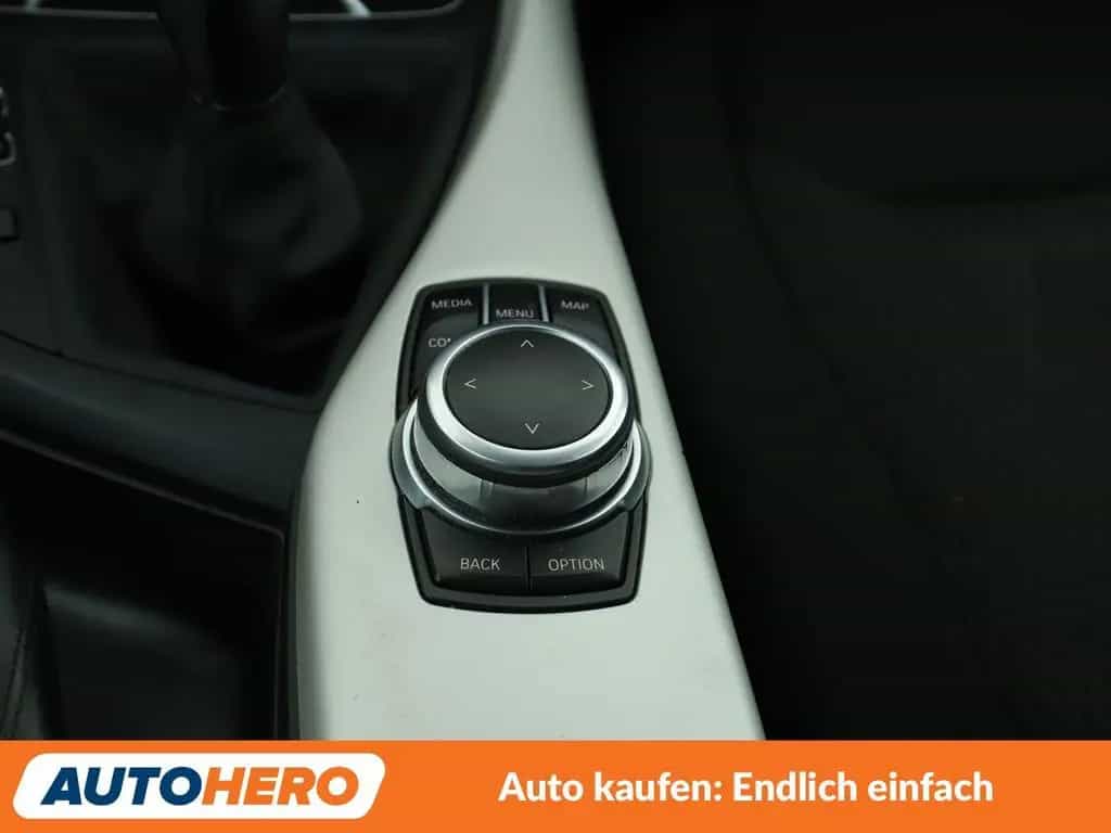BMW 2 Series 218i Advantage *NAVI*LED*PDC*SHZ*TEMPO*ALU* 10/2018-photo-24