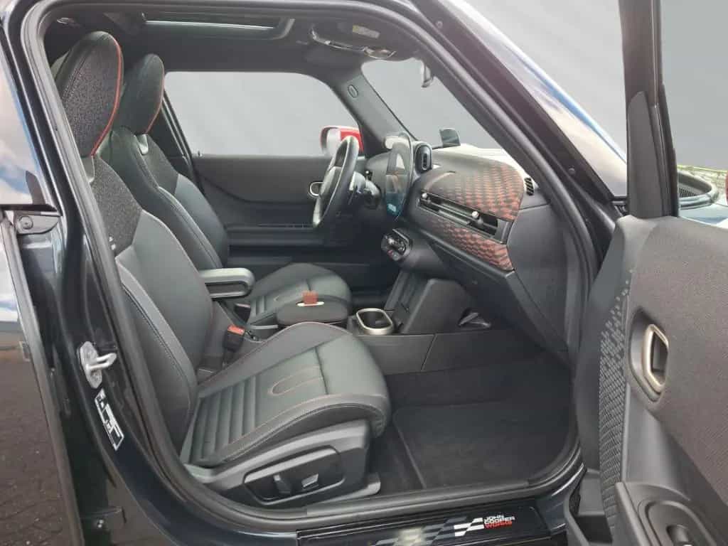 MINI Cooper S 5-Türer JCW Trim ACC Pano HUD LED H&K 11/2024-photo-12