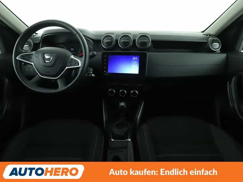 Dacia Duster 1.3 TCe Prestige Aut.*NAVI*CAM*SHZ*TEMPO* 03/2022-photo-11