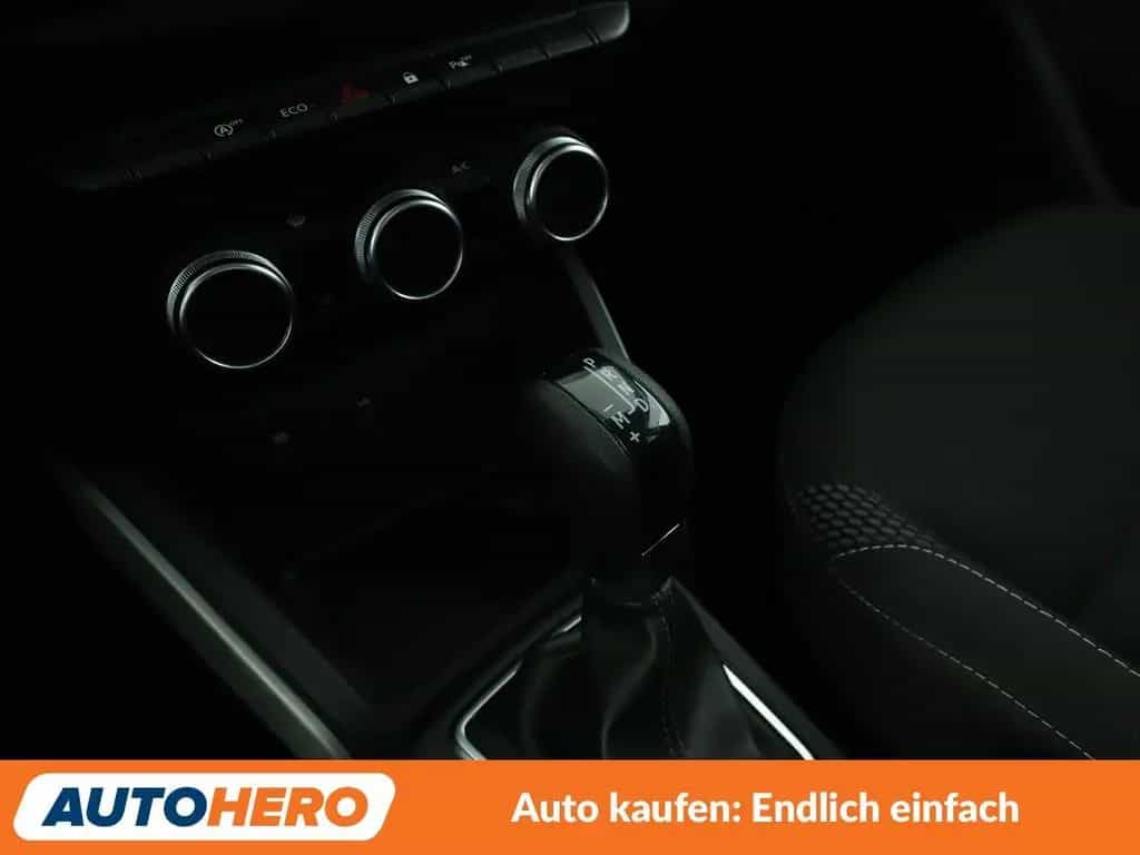 Dacia Duster 1.3 TCe Prestige Aut.*NAVI*CAM*SHZ*TEMPO* 03/2022-photo-23