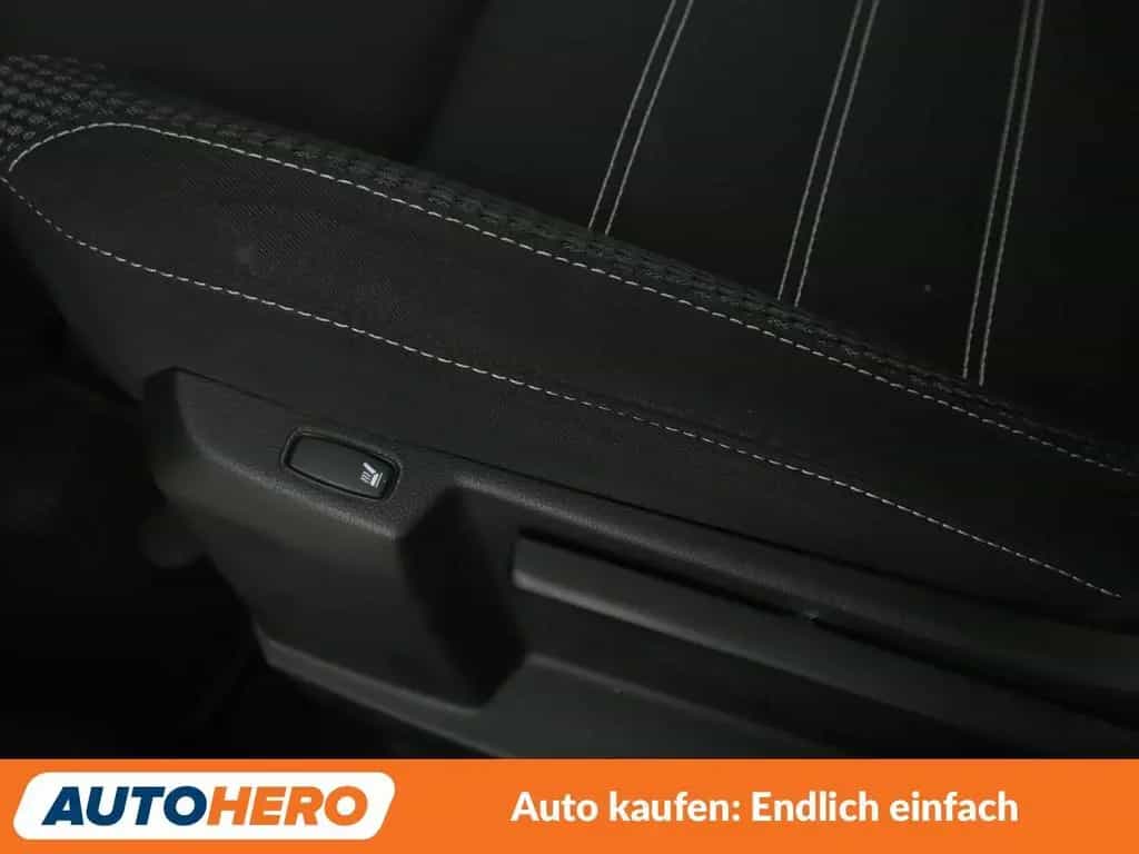 Dacia Duster 1.3 TCe Prestige Aut.*NAVI*CAM*SHZ*TEMPO* 03/2022-photo-25