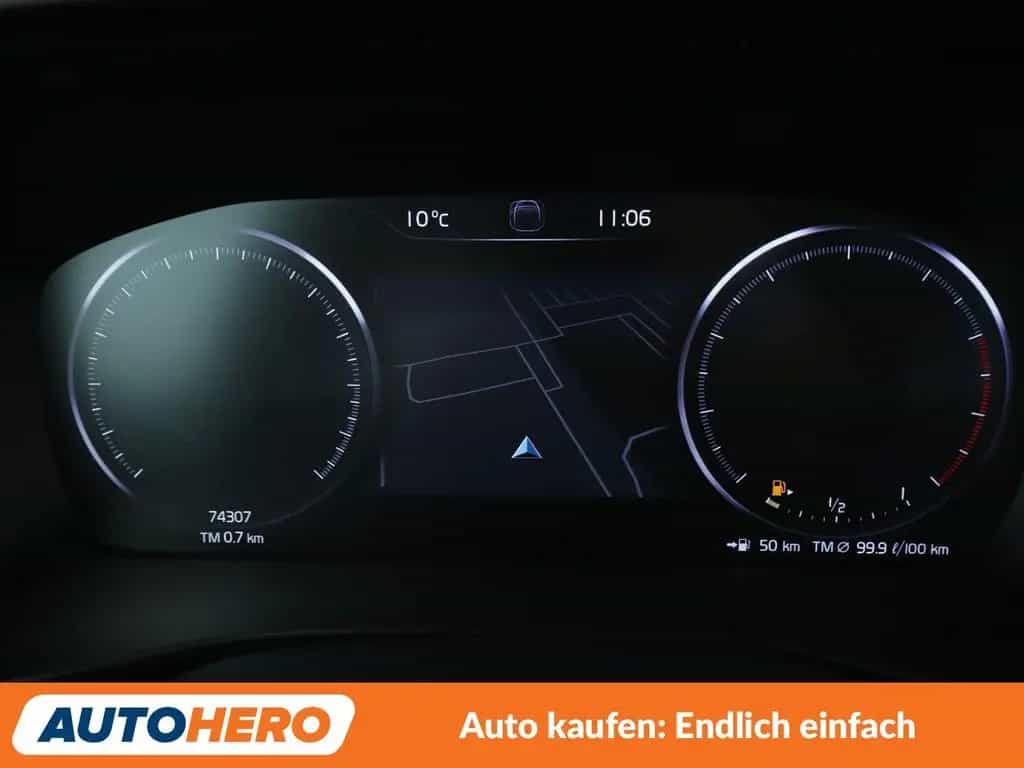 Volvo XC40 2.0 B5 Mild-Hybrid Inscription AWD Aut.*NAV 09/2021-photo-19