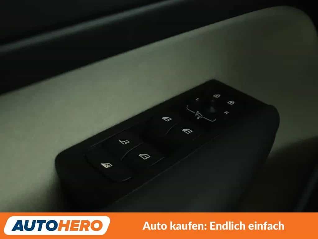 Volvo XC40 2.0 B5 Mild-Hybrid Inscription AWD Aut.*NAV 09/2021-photo-23
