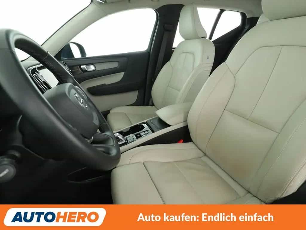 Volvo XC40 2.0 B5 Mild-Hybrid Inscription AWD Aut.*NAV 09/2021-photo-9