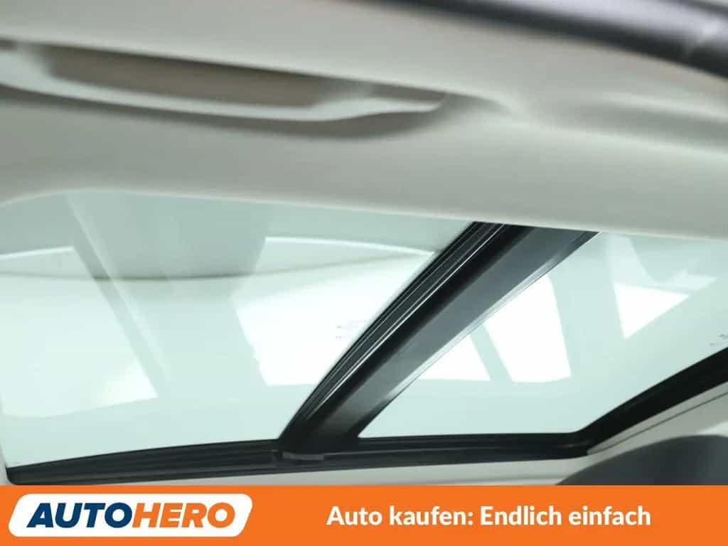 BMW 5 Series 530i Luxury Line Aut.*NAVI*LED*ACC*HUD*360° 02/2018-photo-27