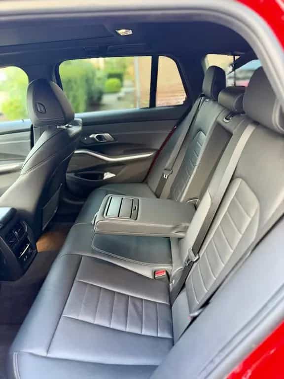 BMW 3 Series 320d xDrive T.,Luxury,AHK,Laser,Leder,Vollaus. 01/2020-photo-6
