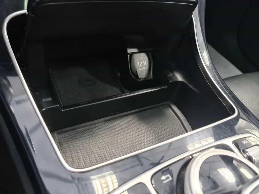 Mercedes-Benz C 250 T / AMG / NAVI / LEDER / PANORAMADACH 06/2017-photo-21