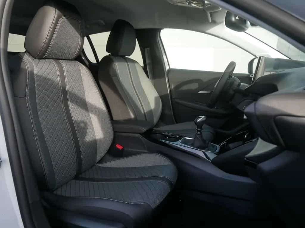 Peugeot 208 ALLURE PureTech 1.2 100 PS MT6 PDC APPLE CAR 11/2025-photo-14