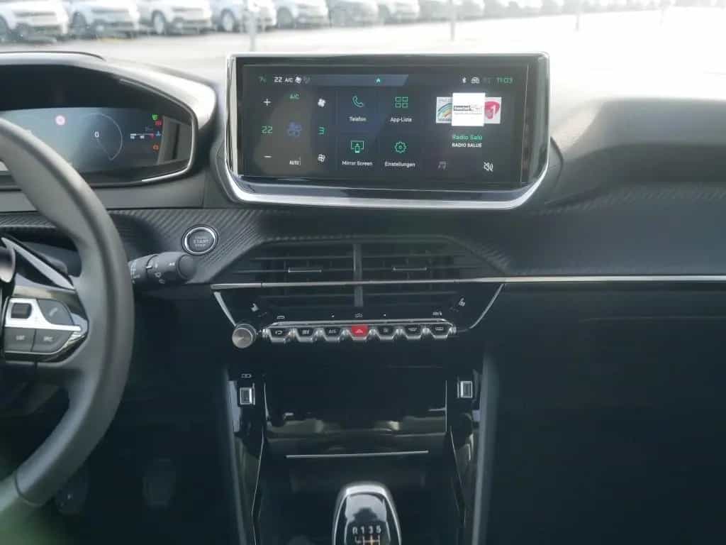 Peugeot 208 ALLURE PureTech 1.2 100 PS MT6 PDC APPLE CAR 11/2025-photo-20