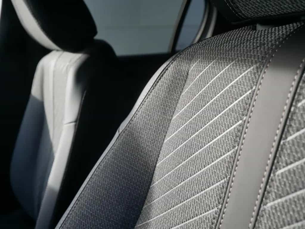 Peugeot 208 ALLURE PureTech 1.2 100 PS MT6 PDC APPLE CAR 11/2025-photo-8