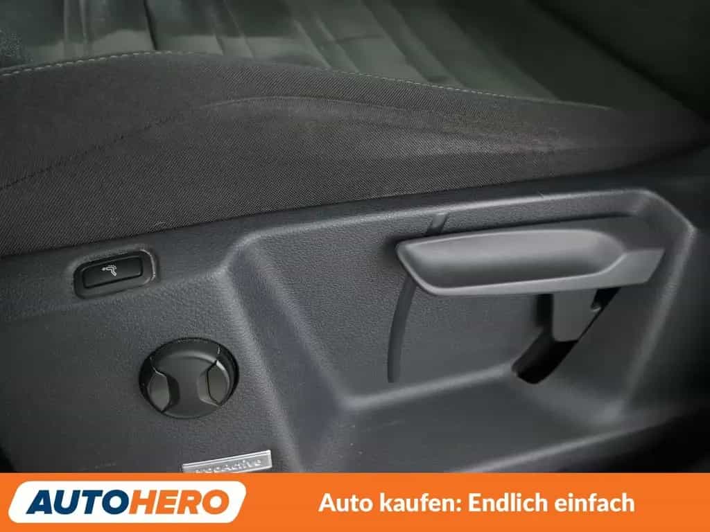 Volkswagen Touran 1.5 TSI ACT Highline BM Aut.*NAVI*LED*ACC 11/2018-photo-27