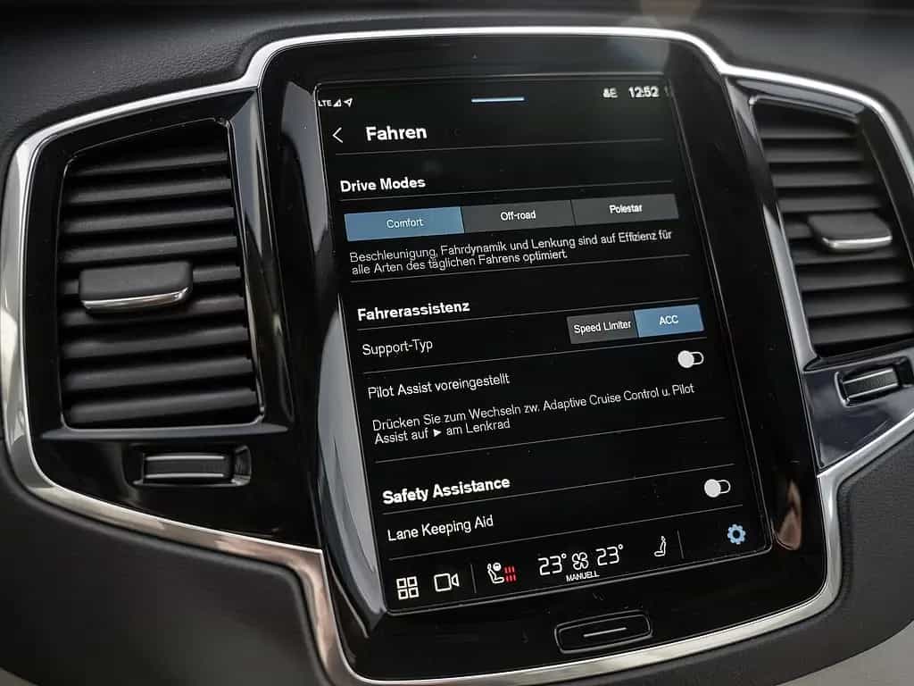 Volvo XC90 B5 AWD Ultimate Dark 11/2022-photo-15