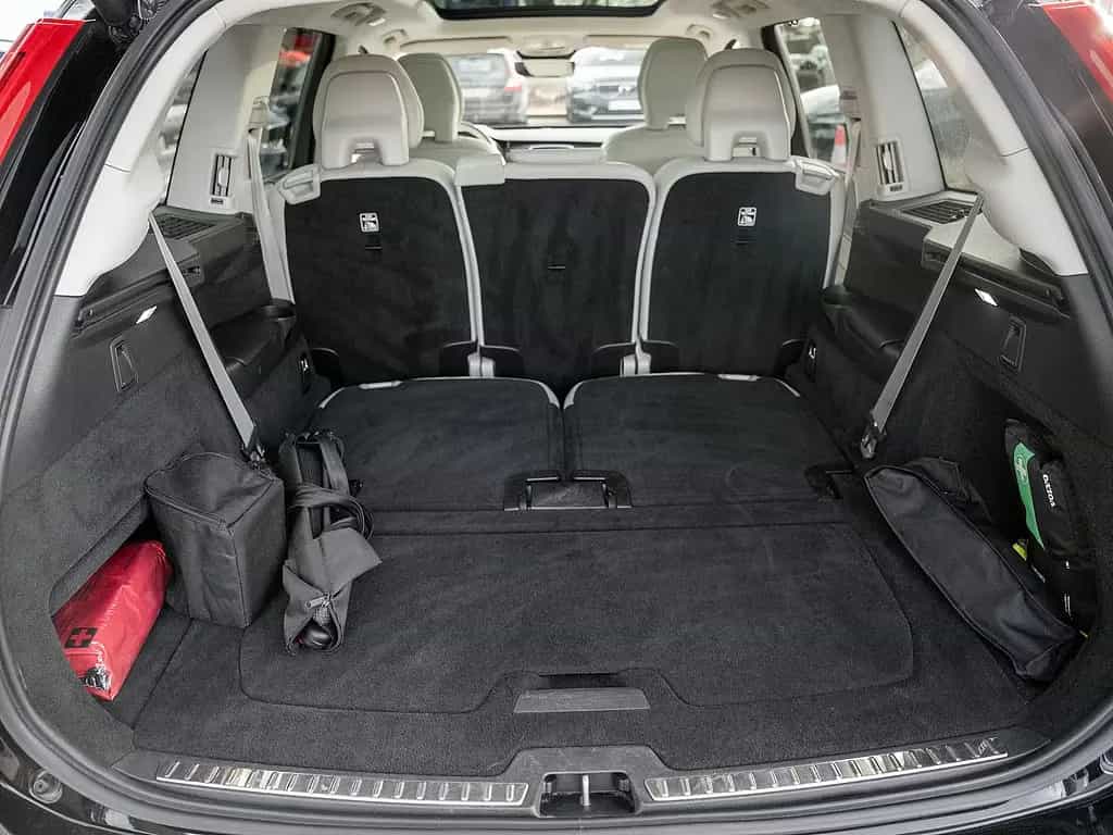 Volvo XC90 B5 AWD Ultimate Dark 11/2022-photo-24