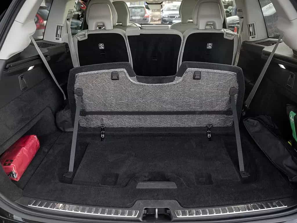 Volvo XC90 B5 AWD Ultimate Dark 11/2022-photo-25