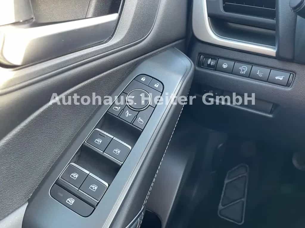 Nissan Qashqai 1.3 MHEV N-Connecta / 360°+HUD 06/2025-photo-17
