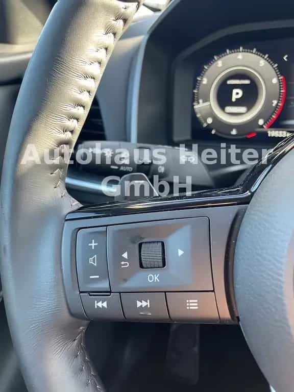 Nissan Qashqai 1.3 MHEV N-Connecta / 360°+HUD 06/2025-photo-19