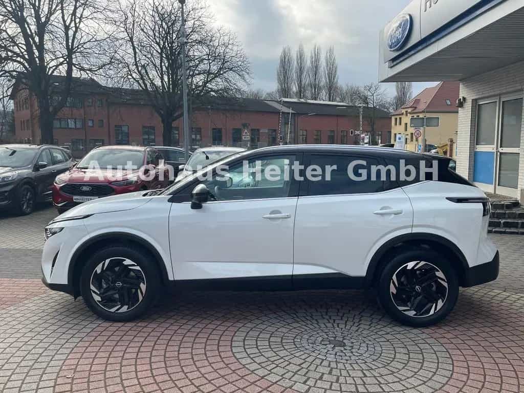 Nissan Qashqai 1.3 MHEV N-Connecta / 360°+HUD 06/2025-photo-2