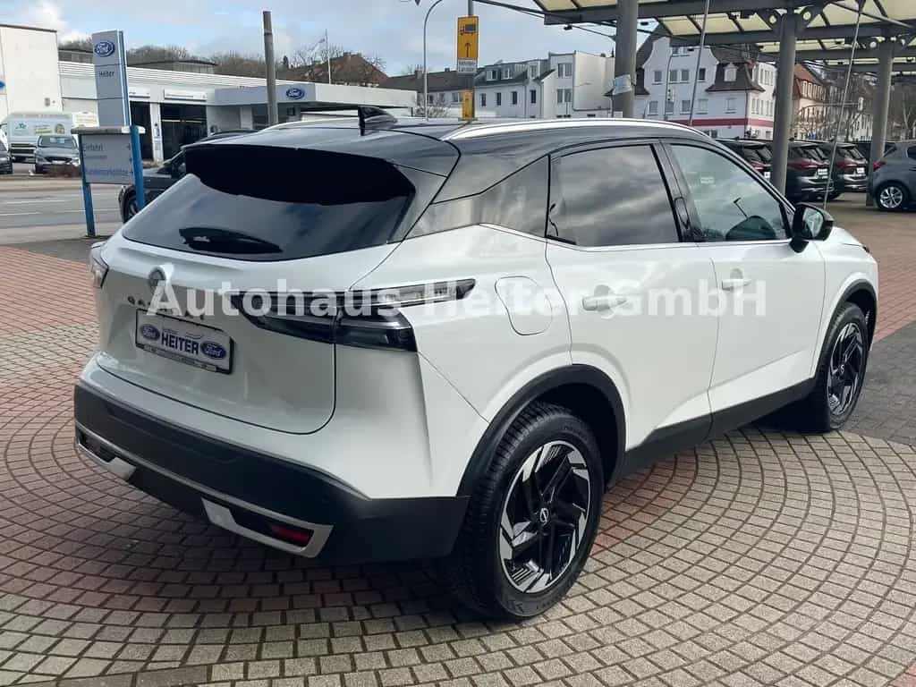 Nissan Qashqai 1.3 MHEV N-Connecta / 360°+HUD 06/2025-photo-5