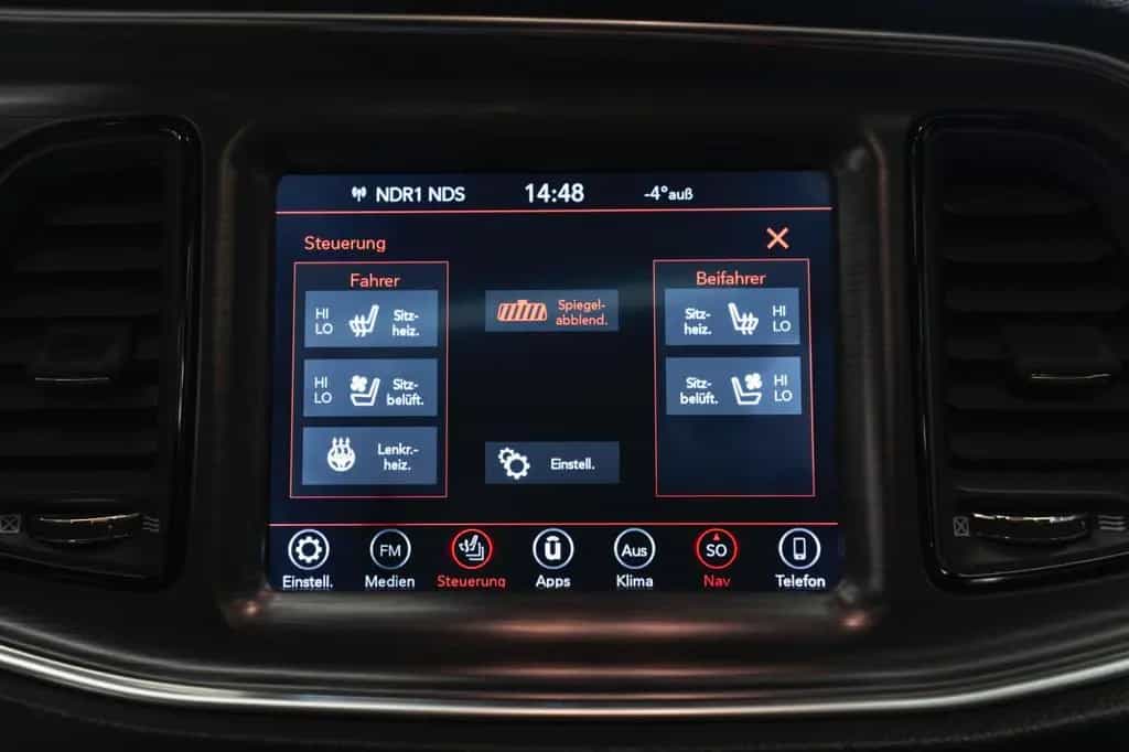 Dodge Challenger 3,6L SXT ALPINE KAM CARPLAY M+S 11/2018-photo-16