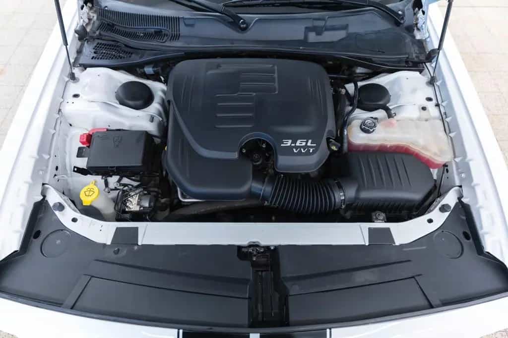 Dodge Challenger 3,6L SXT ALPINE KAM CARPLAY M+S 11/2018-photo-26