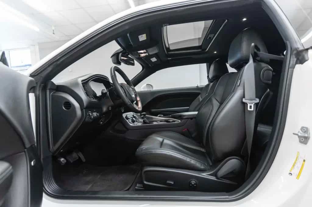 Dodge Challenger 3,6L SXT ALPINE KAM CARPLAY M+S 11/2018-photo-4