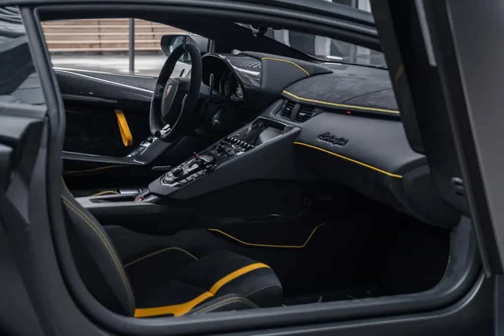Lamborghini SVJ Coupé 04/2019-photo-16
