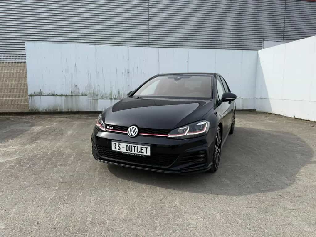 Volkswagen Golf VII GTI FACELIFT LED+LEDER+KAM+ACC+DCC 04/2017-photo-4