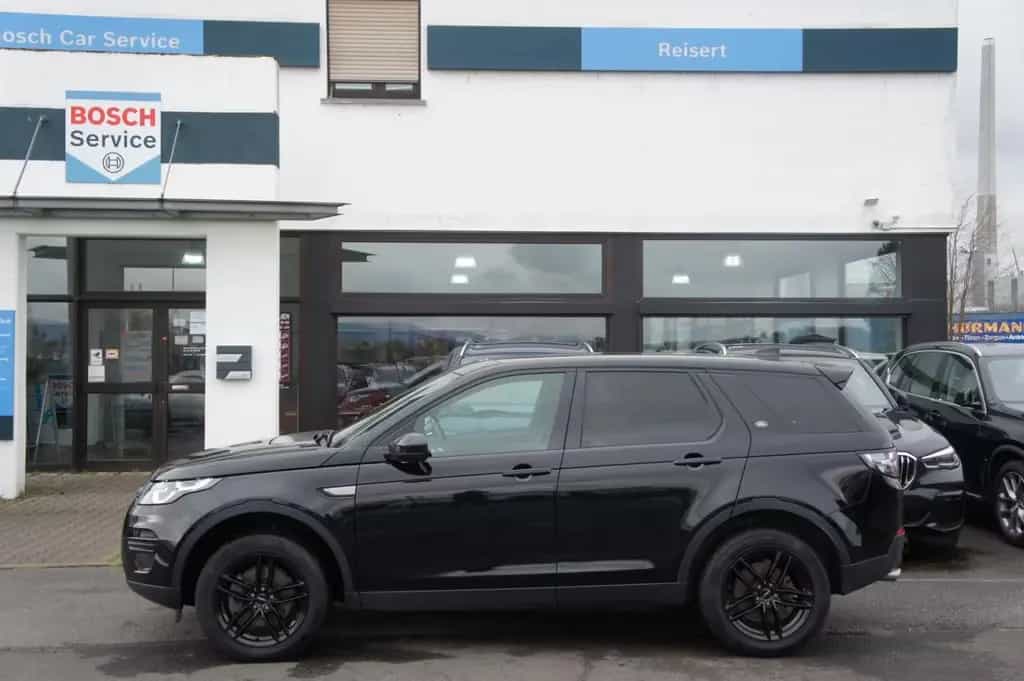 Land Rover Discovery Sport SE *NAVI*KAMERA*SHZ*PANO*8FACH* 12/2018-photo-2